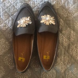 Pendant navy blue flats